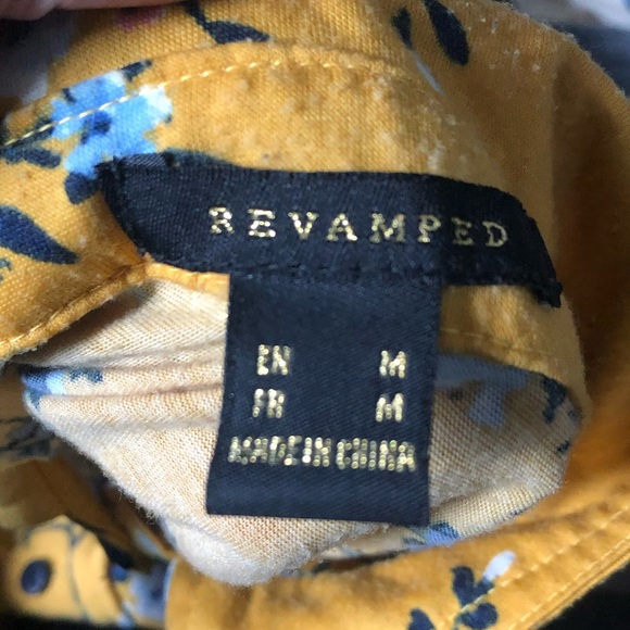 Yellow floral button up - Picture 3 of 3